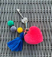 Pom Pom Keyring heart and tassel Blush